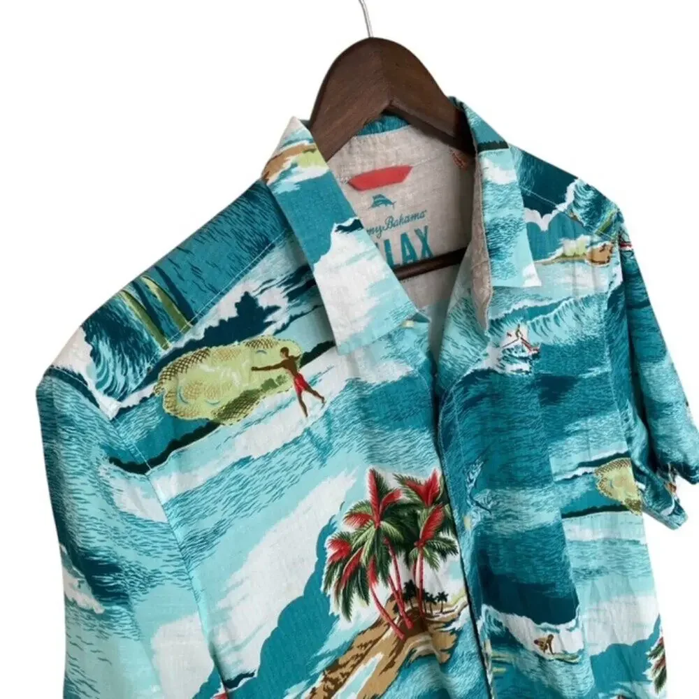 Tommy Bahama Relax Island Modern Fit Button Up Hawaiian Shirt - Size Medium
